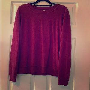 XL women’s burgundy sweater